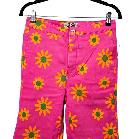 NWT Free People YouthQuake Retro 70s Printed Crop Jeans in Lipstick Combo - Picture 3 of 9